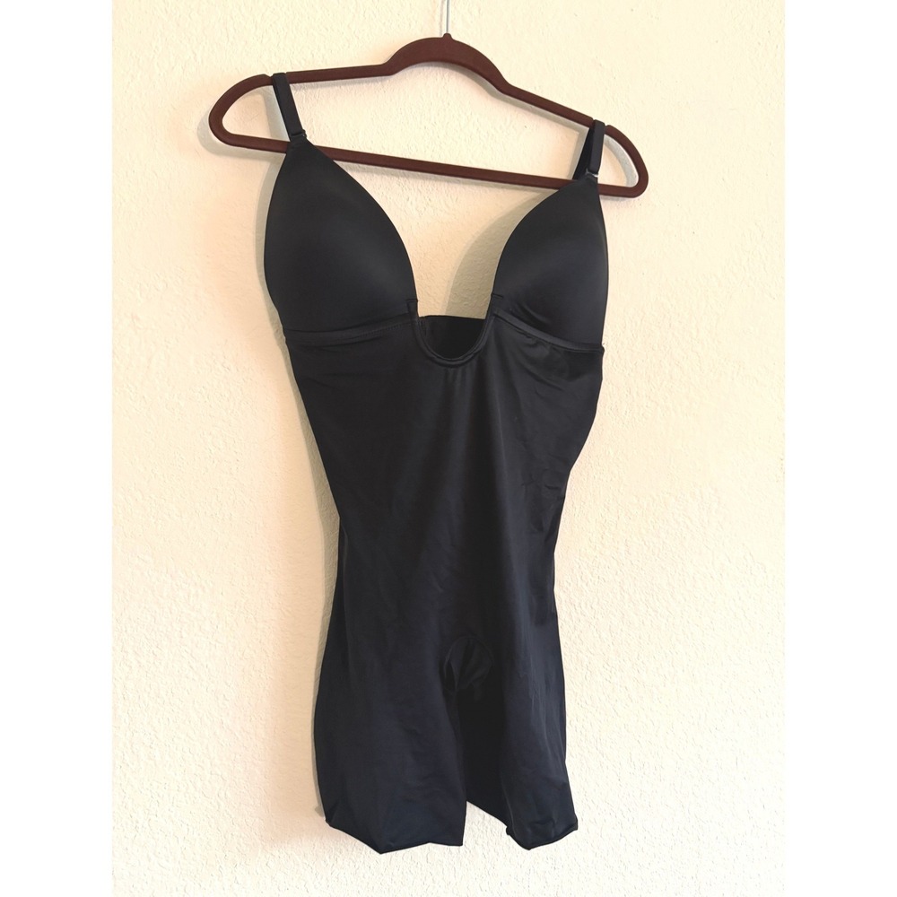 Spanx Womens Black Suit Your Fancy Plunge Low Back Mid Thigh Bodysuit 10157R L